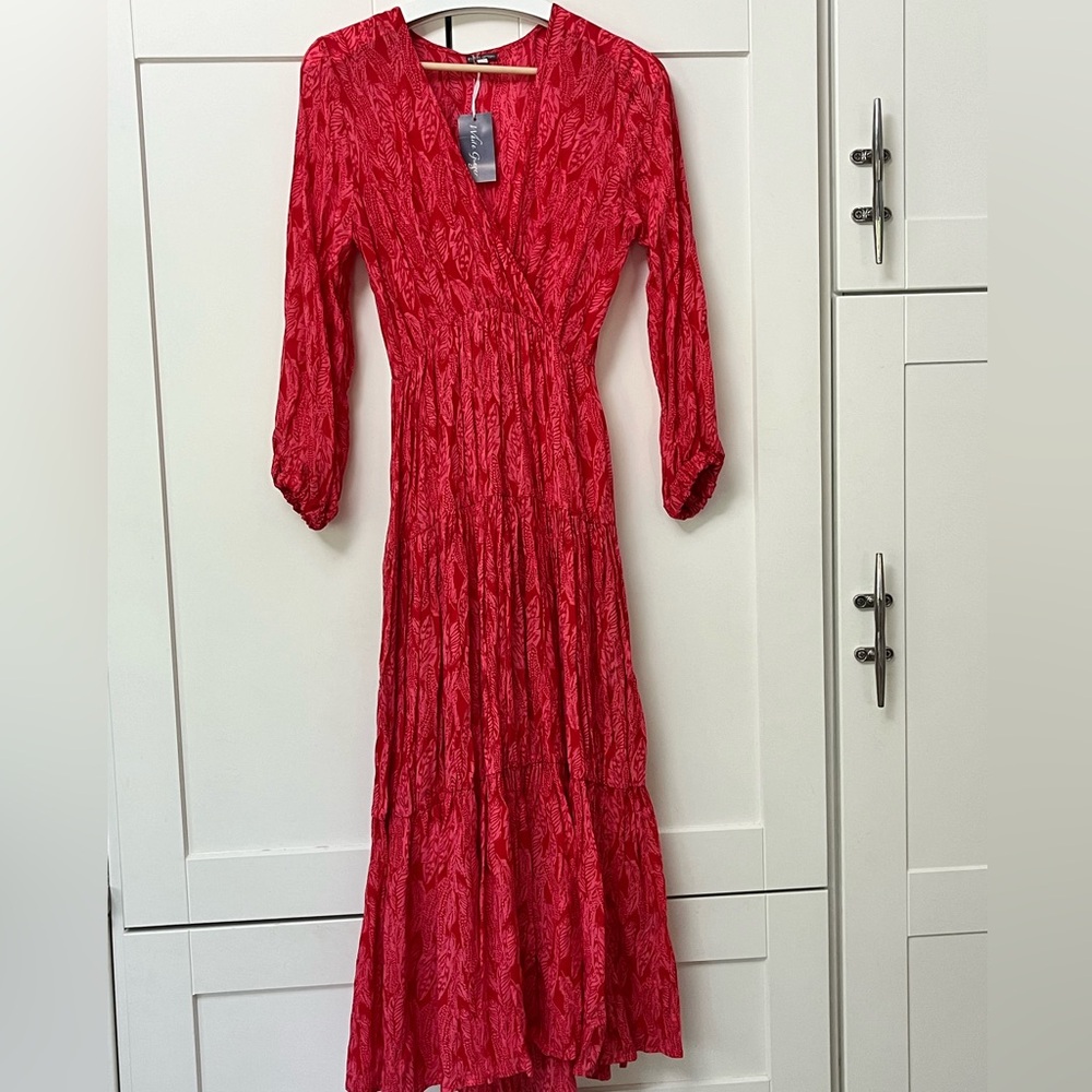 White Ginger red leaf maxi dress New sz 0
